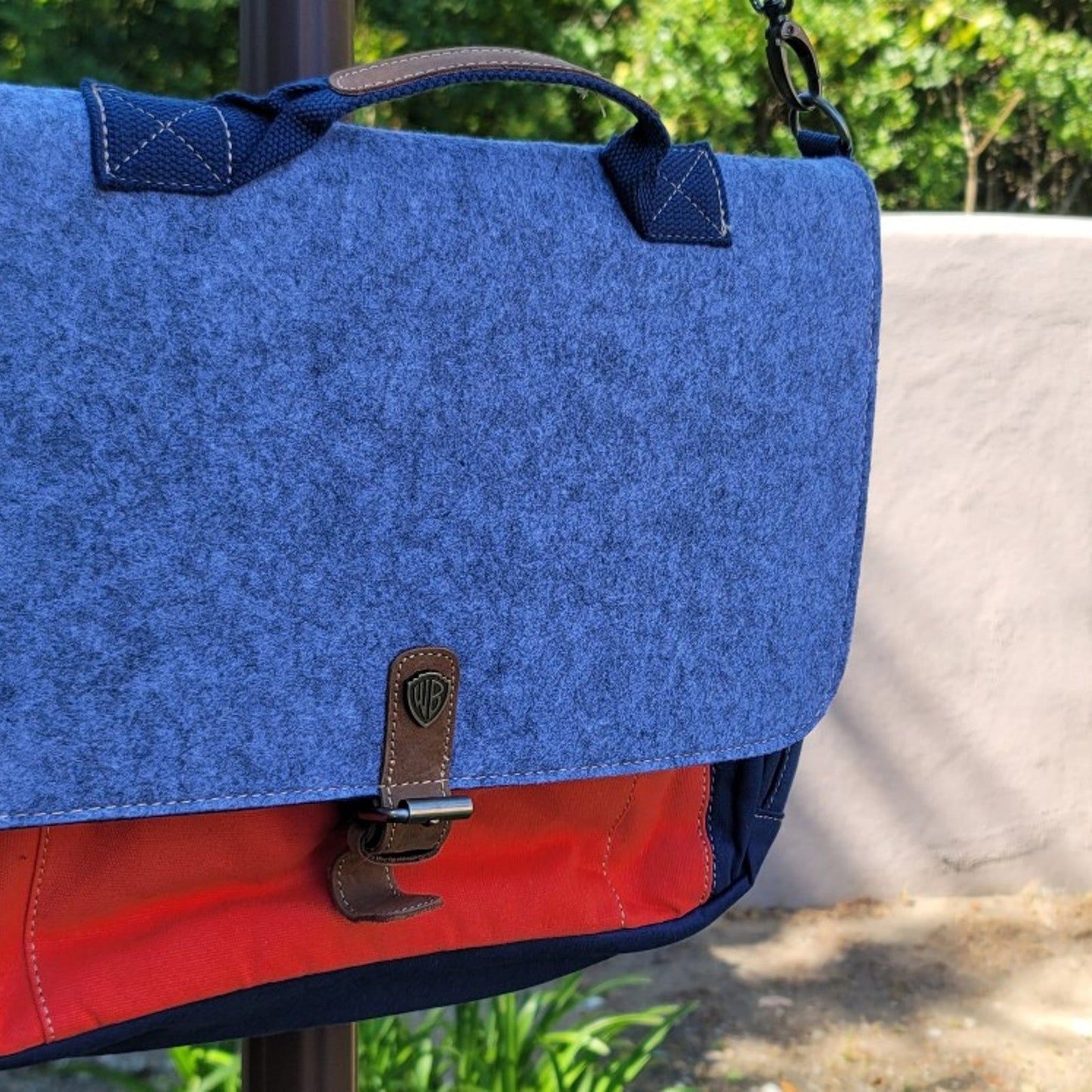 Warner Bros WB Messenger Bag