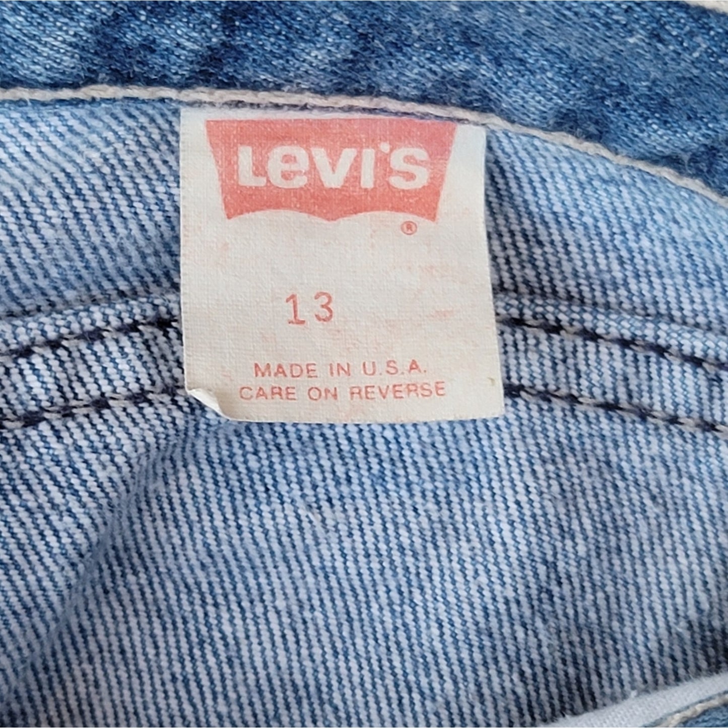Vtg Levi's Fitted Midi Denim Skirt