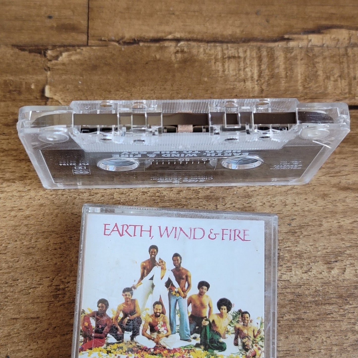 Vtg 1973 Earth, Wind & Fire HEAD TO THE SKY Cassette Tape