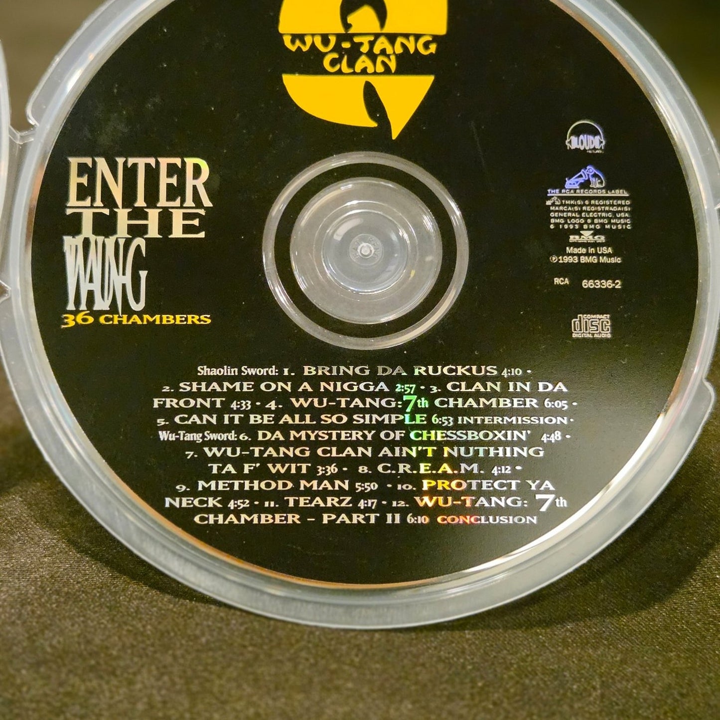 Vtg 1993 Wu-Tang Clan 36 CHAMBERS CD Hip Hop Rap