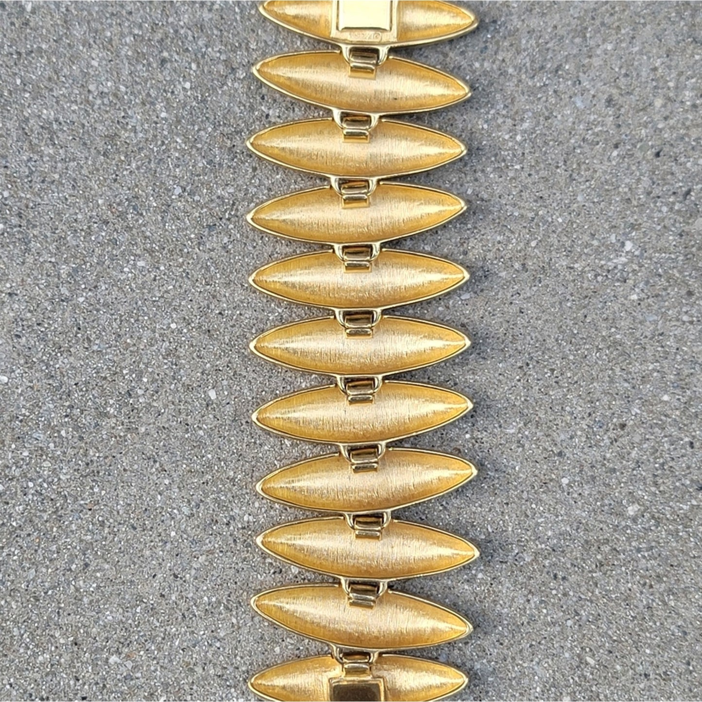 Vtg 1980s Monet Signed Gold Tone Chunky Bracelet