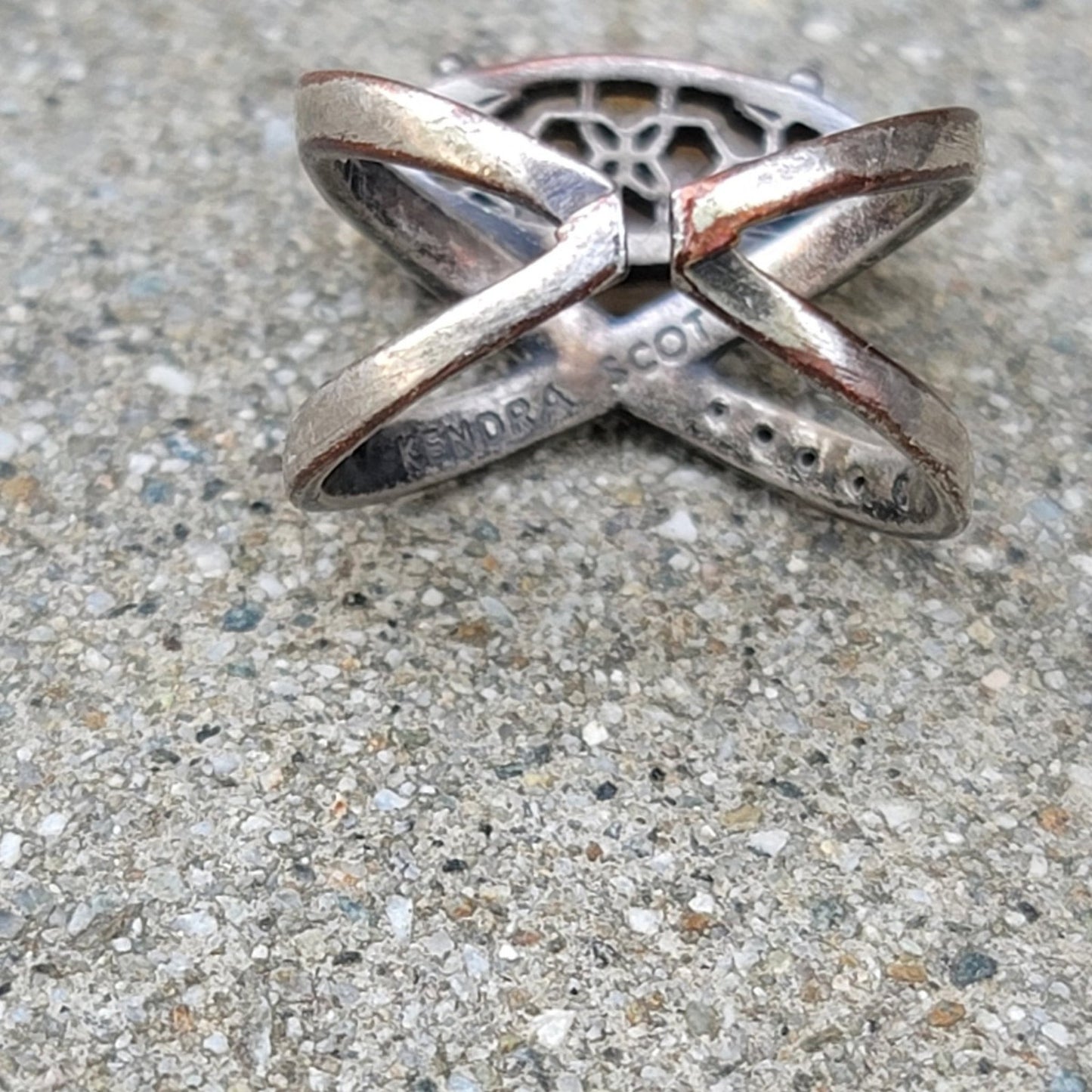 Kendra Scott Rosemary Mother Of Pearl Criss Cross Ring