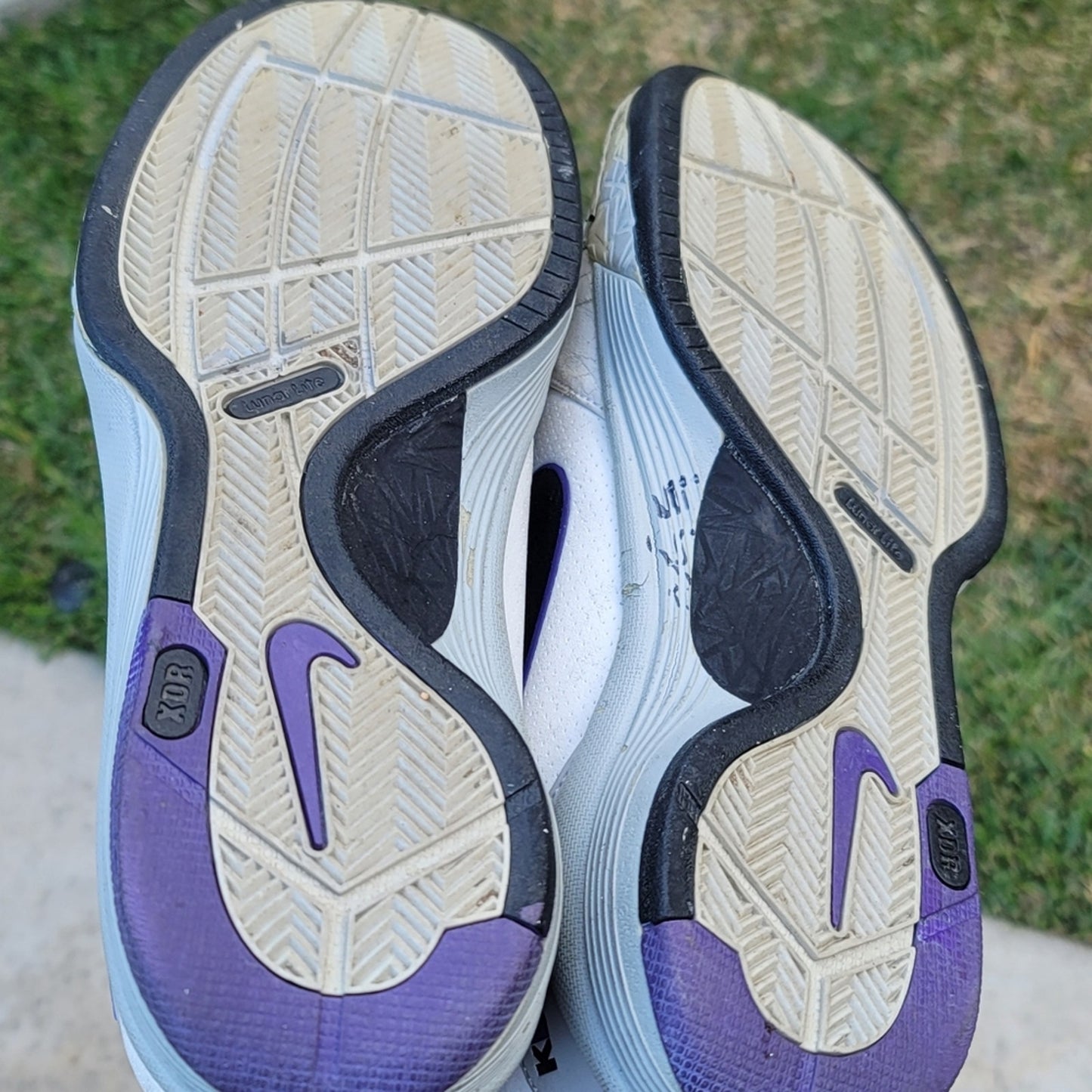 Nike Zoom Kobe Bryant Dream Season X Shoes SAMPLE