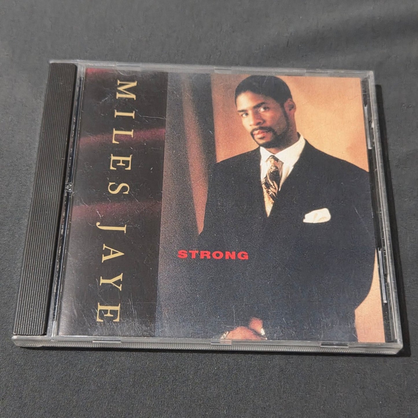 Vtg 1991 Miles Jaye STRONG CD