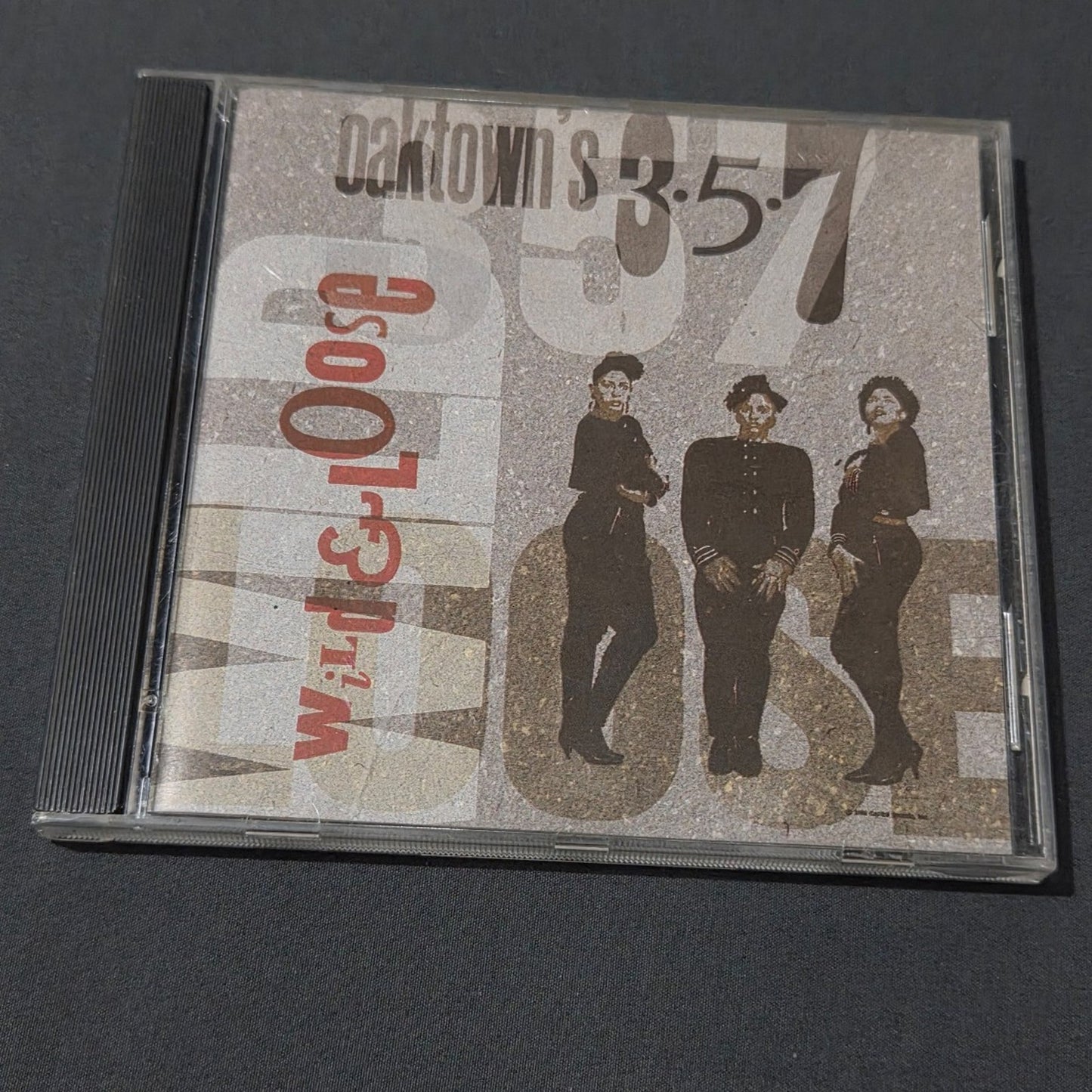 Vtg 1989 OAKTOWN'S 3-5-7 WILD & LOOSE CD MC HAMMER