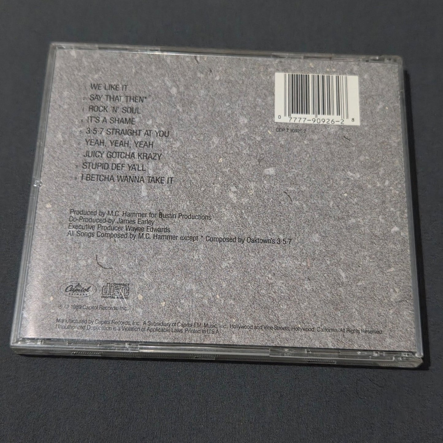 Vtg 1989 OAKTOWN'S 3-5-7 WILD & LOOSE CD MC HAMMER