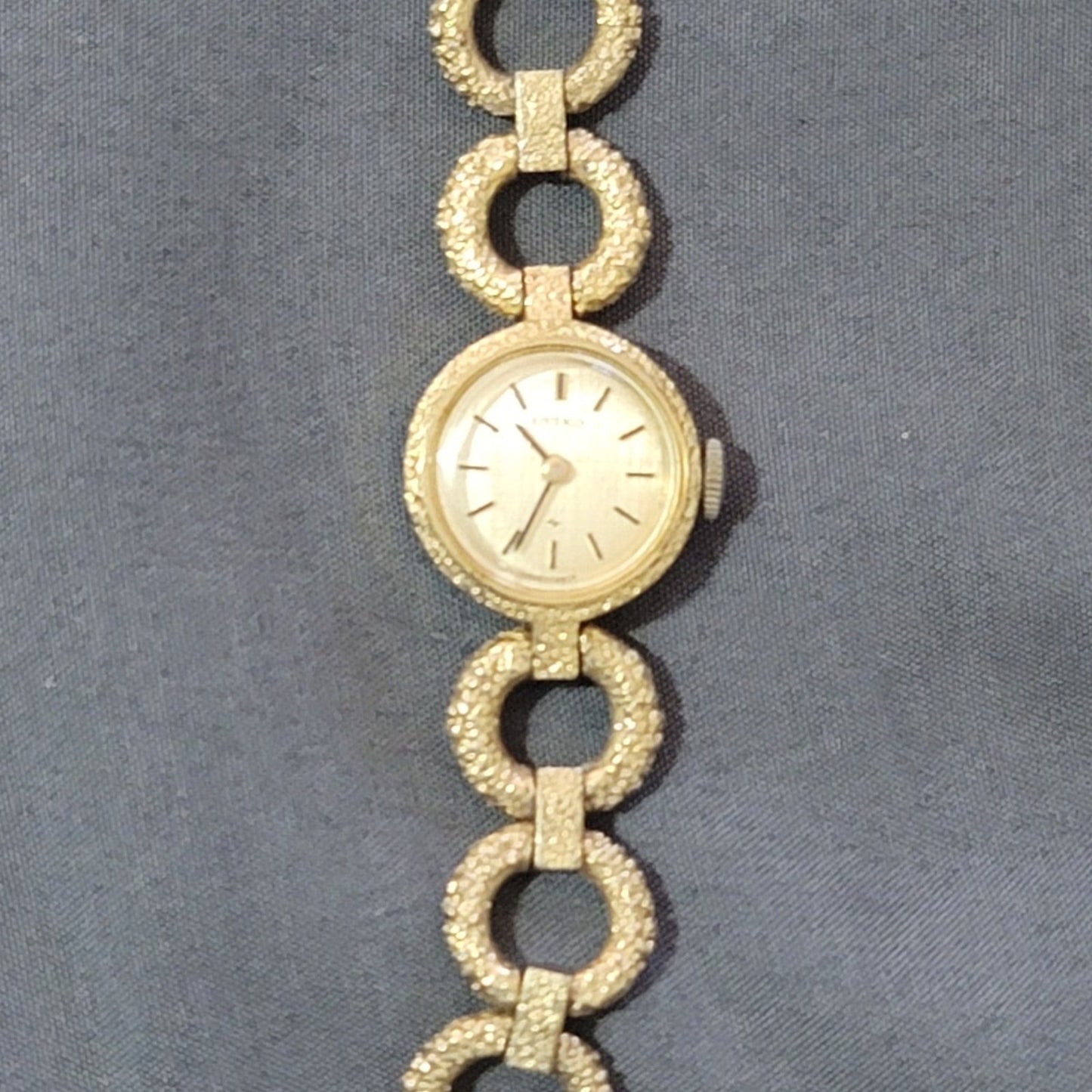 Vtg Seiko Gold Tone Automatic Wind-up Watch