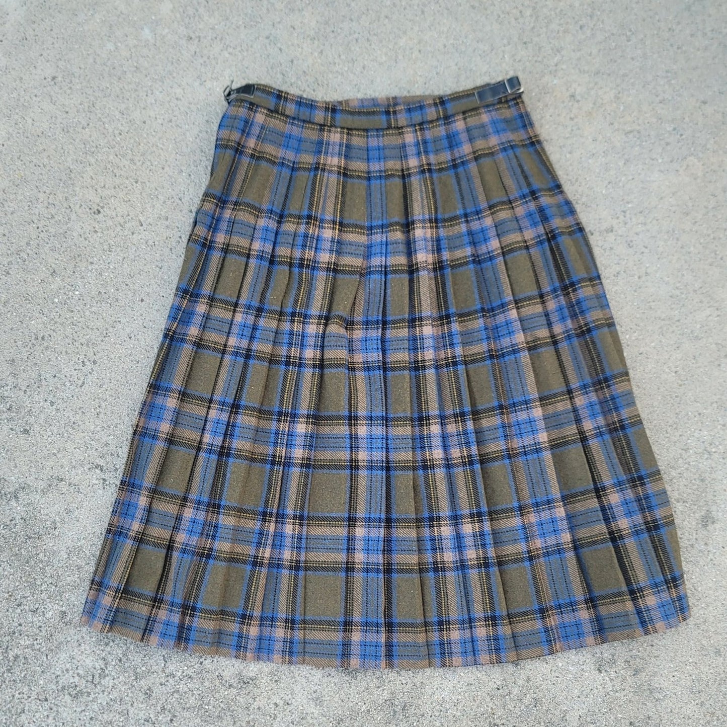 Vtg Debenhams Wool Blend Plaid Pleated Skirt