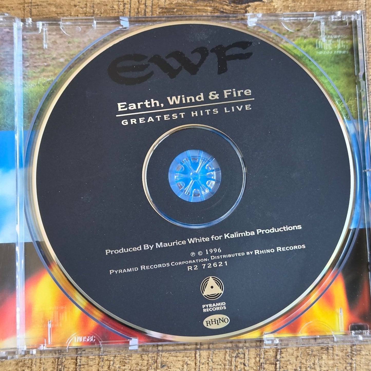 Vtg 1996 Earth, Wind & Fire GREATEST HITS LIVE CD