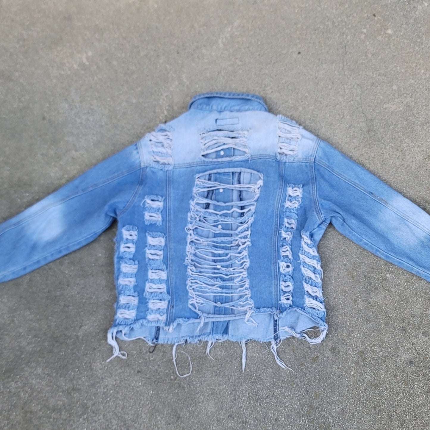 Thrill Jeans Cropped Distressed Denim Jean Jacket