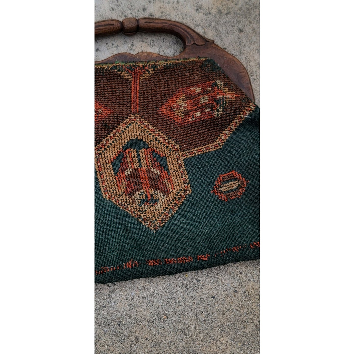 Vtg 1950s  Embroidered Tapestry Handbag Purse