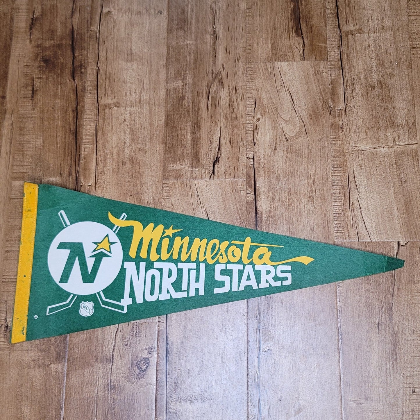 Vtg 1970s Minnesota North Stars Pennant NHL